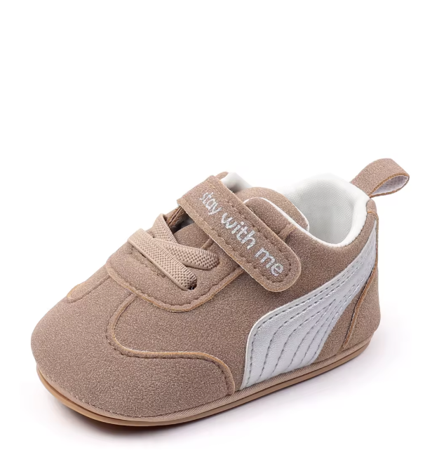 Anti-slip TPR Soles Fashionable Shoes