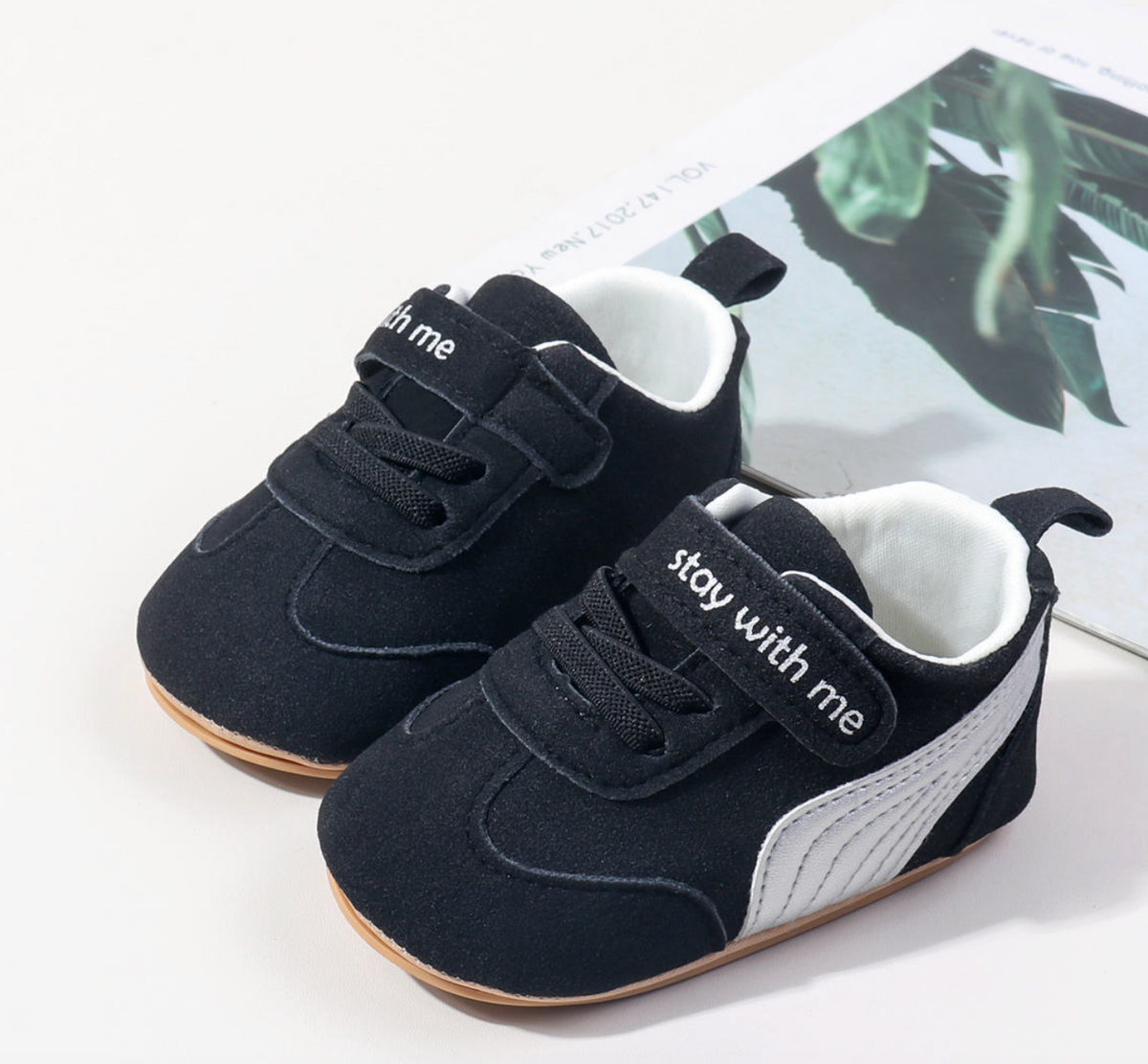 Anti-slip TPR Soles Fashionable Shoes