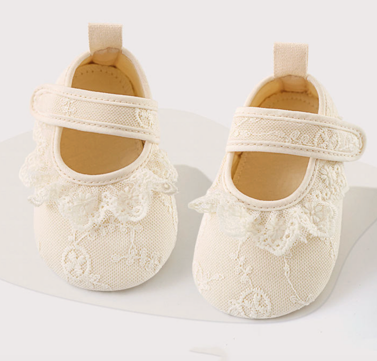 Cute Lace Walking Shoes