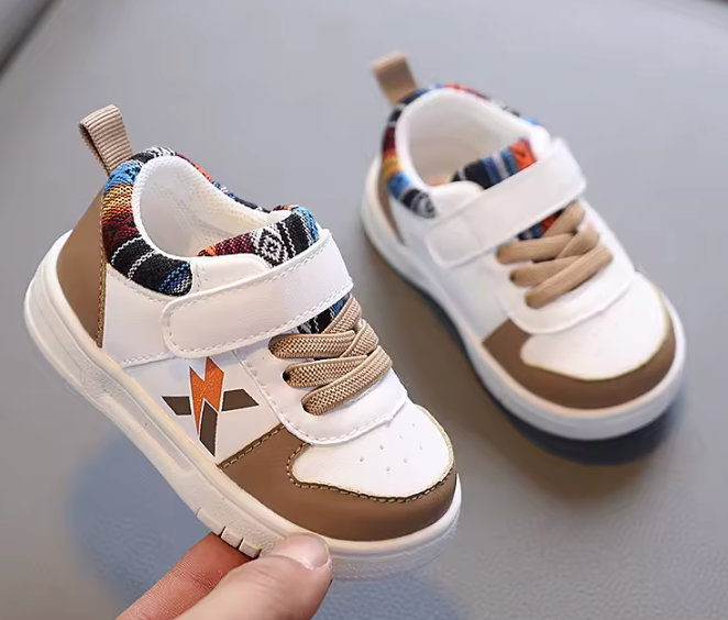 Release All-season Baby Casual Sneakers