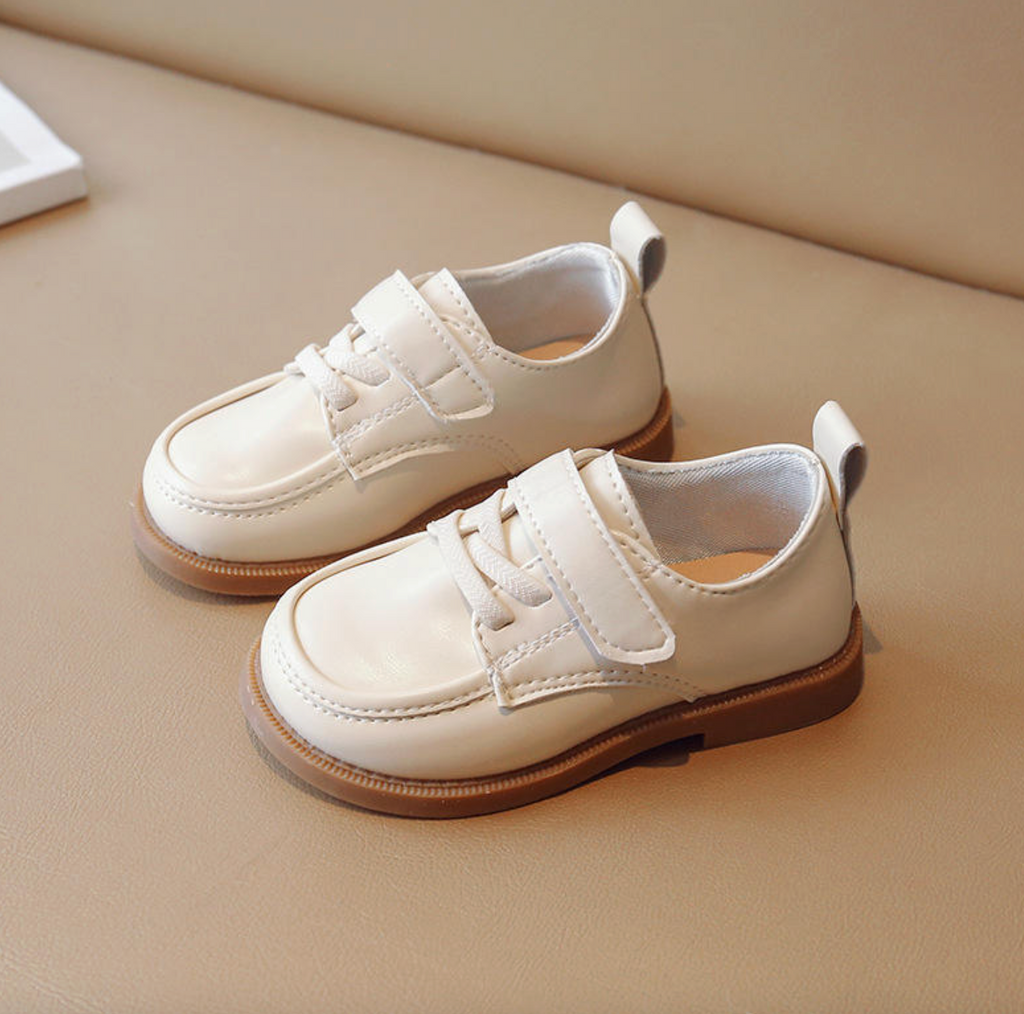 Solid Color PU Leather Shoes